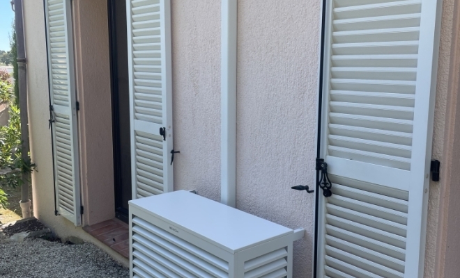 Installation exterieur climatisation reversible Villeneuve Loubet